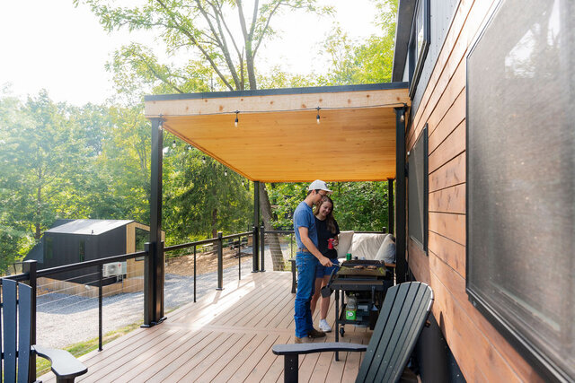 Image 12 for 15- 2 Bedroom Tiny Home & Loft with Private Hot Tub