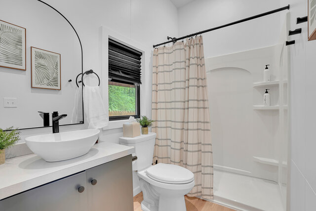 Image 6 for 14- 2 Bedroom Tiny Home &  Loft, Shared Hot Tub/Sauna