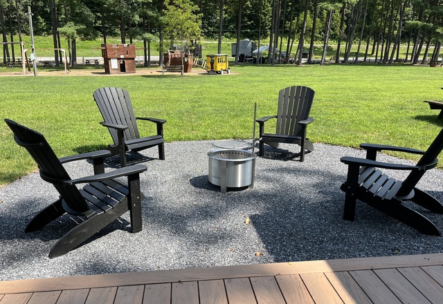 Image 10 for 24-B 1 Bedroom Tiny Home & Shared Hot Tub/Sauna