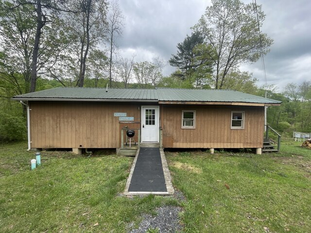 Image 1 for C-9 Staff Cabin