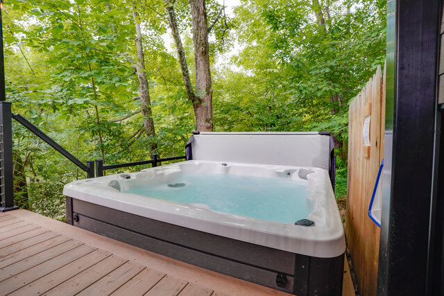 Image 16 for 15- 2 Bedroom Tiny Home & Loft with Private Hot Tub