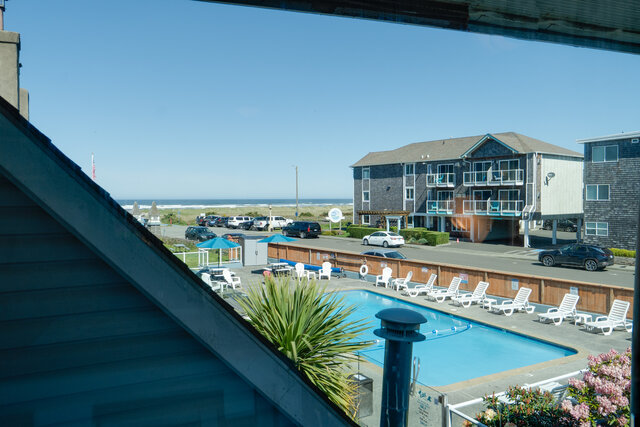 Image 9 for 134) Tides by the Sea 134