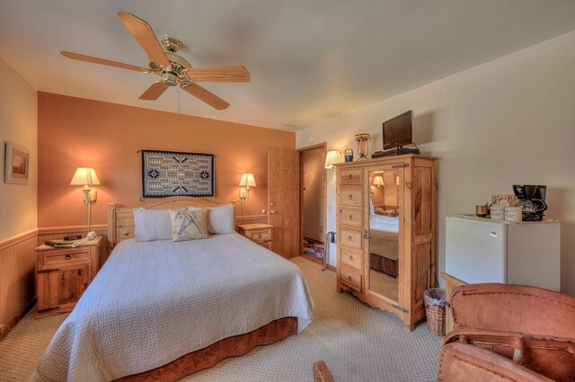 Image 1 for The Entrada Room