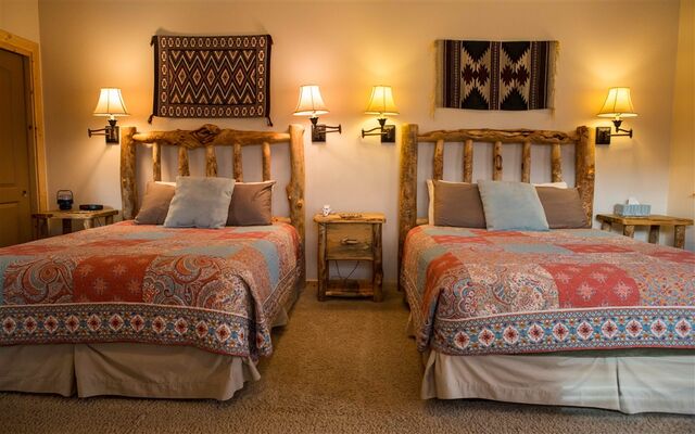 Image 2 for The Hovenweep Bungalow