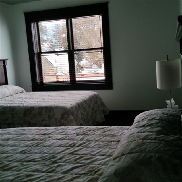 Image 1 for 2 queen room