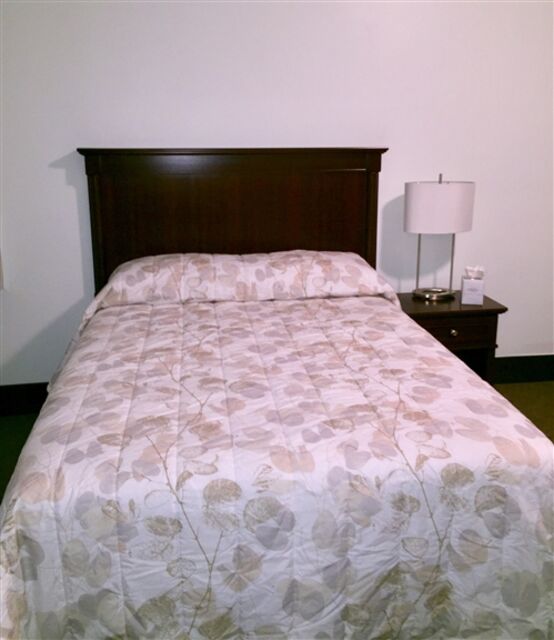 Image 1 for Queen room