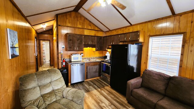 Image 2 for Cabin 5 (5)