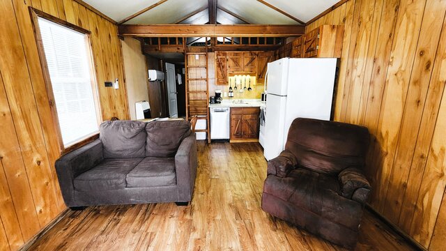 Image 1 for Cabin 3 (3)