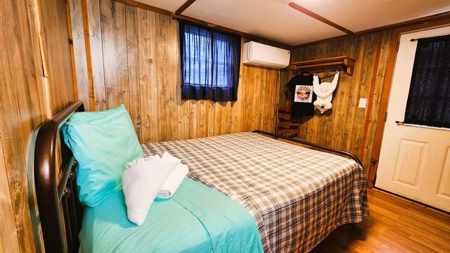 Image 5 for Cabin 1 (1)