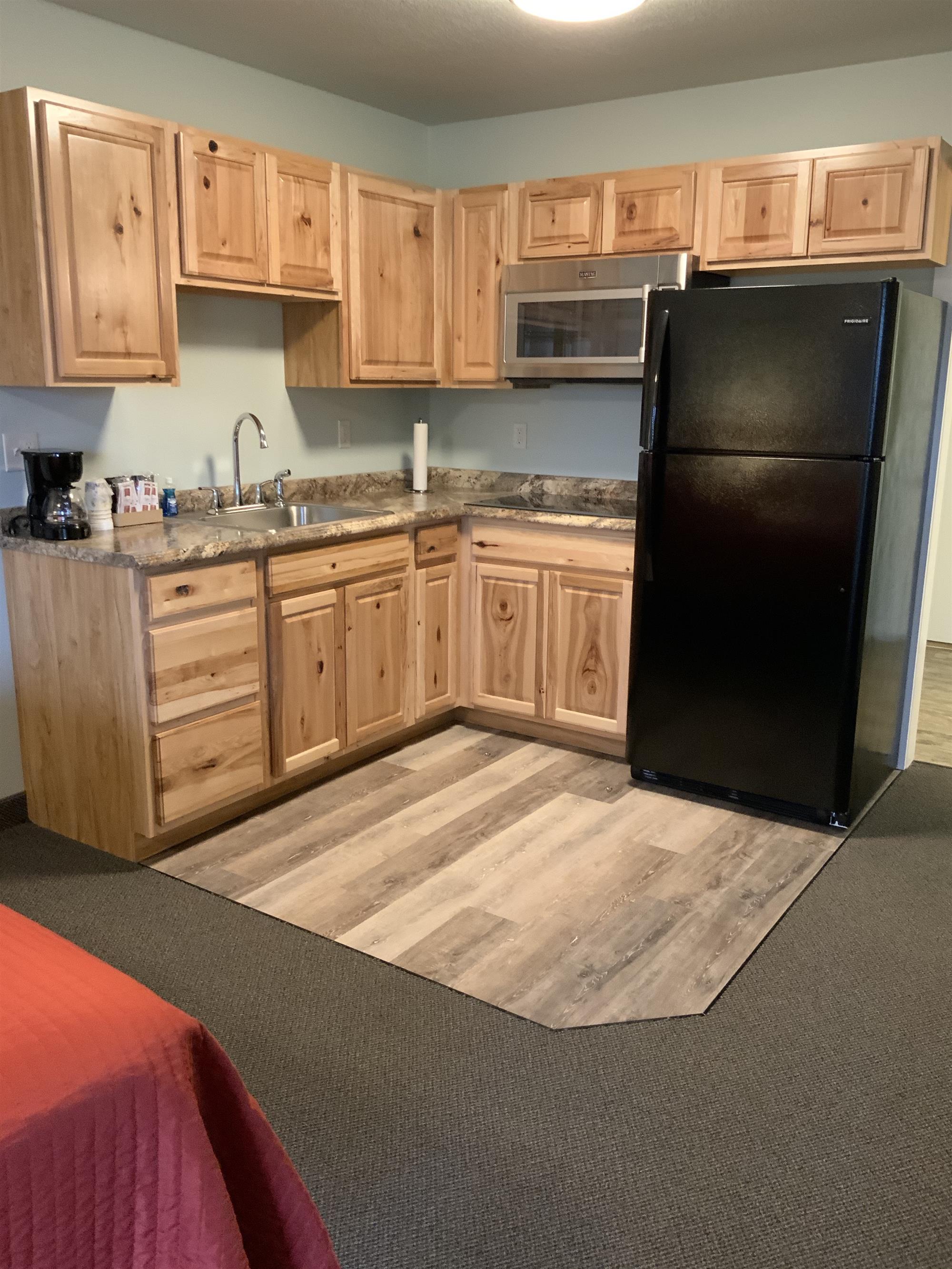 Rockerville Lodge and Cabins in Keystone, South Dakota GN13 One