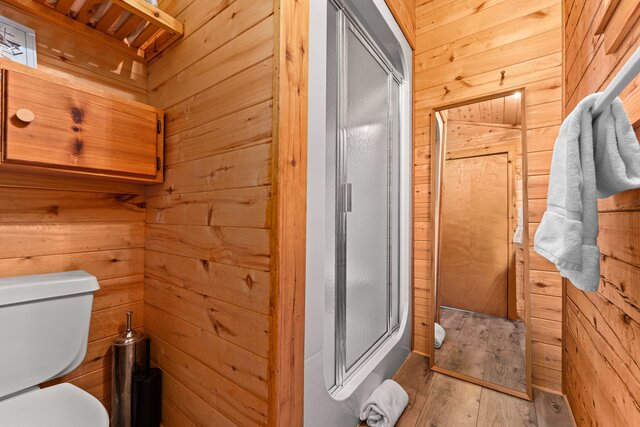 Image 12 for Main Lodge + Surf Cabin
