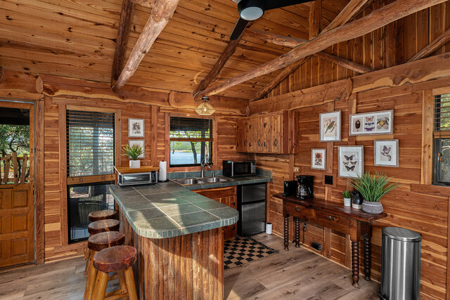 Image 12 for Main Lodge + Bungalow