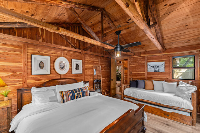 Image 6 for The Surf Lodge Full Property Reserve