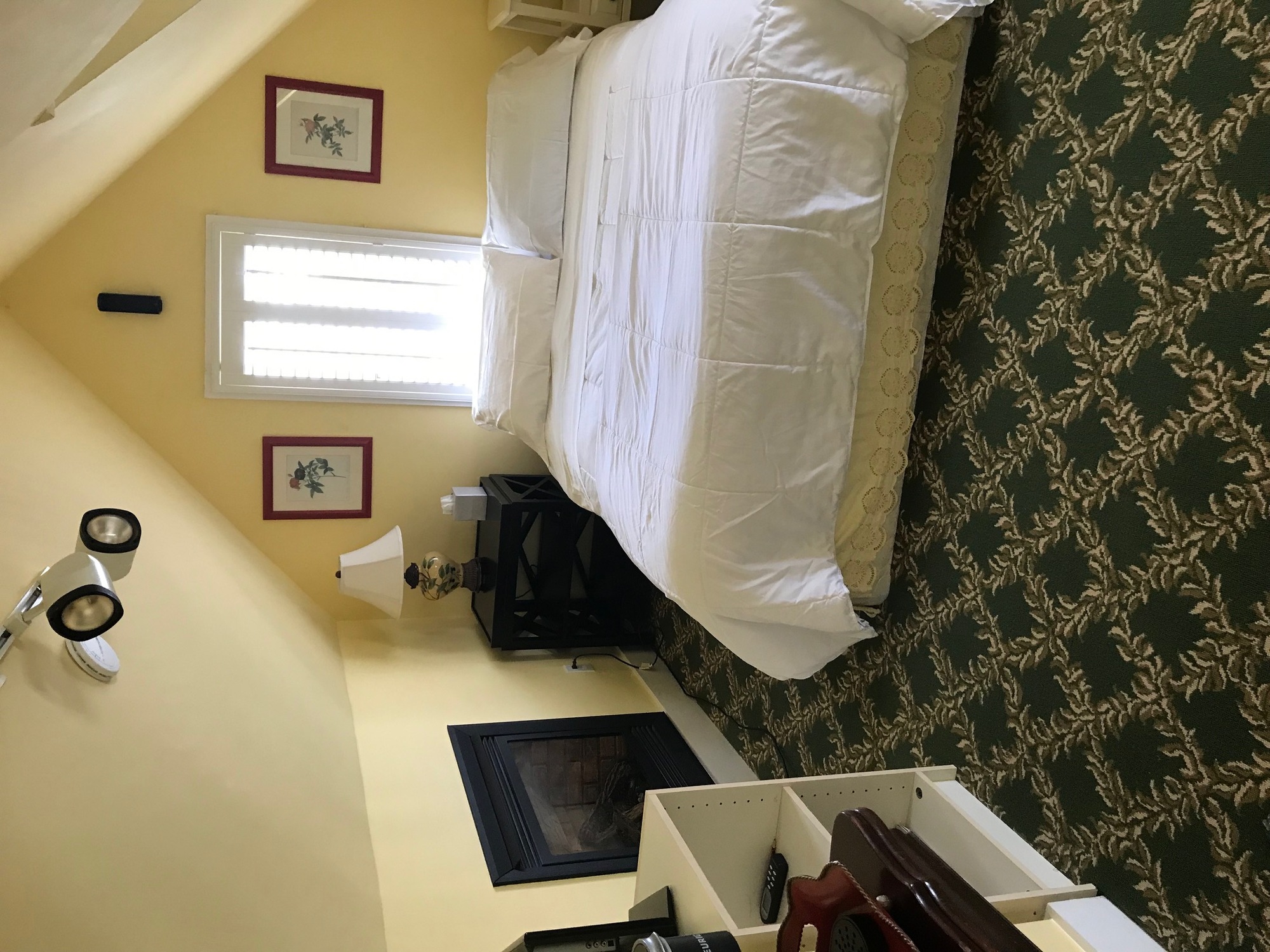 My Rosegarden Guest Rooms — photo 15 of 24