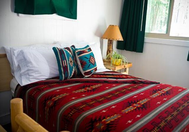 Image 2 for Cabin Duplex - 1 Queen Bed