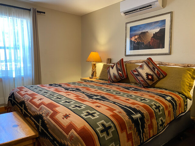 Image 4 for Cabin Fourplex - 1 King Bed