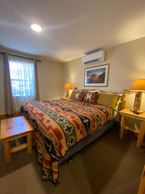 Image 3 for Cabin Fourplex - 1 King Bed