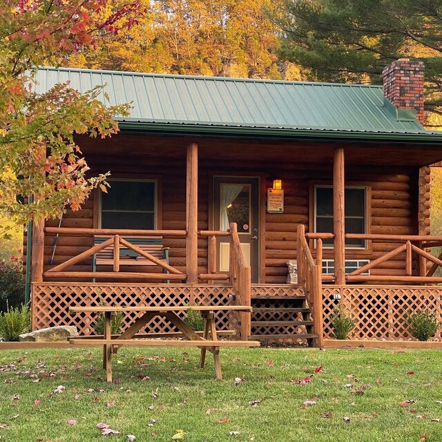 Image 1 for Sweetheart Log Cabins