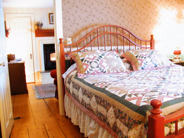 Image 1 for The South Suite