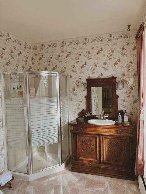 Image 7 for Victoria