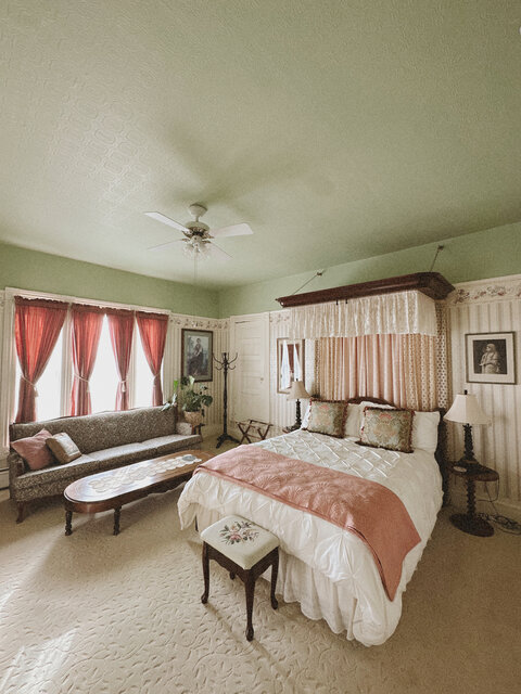 Image 1 for Victoria