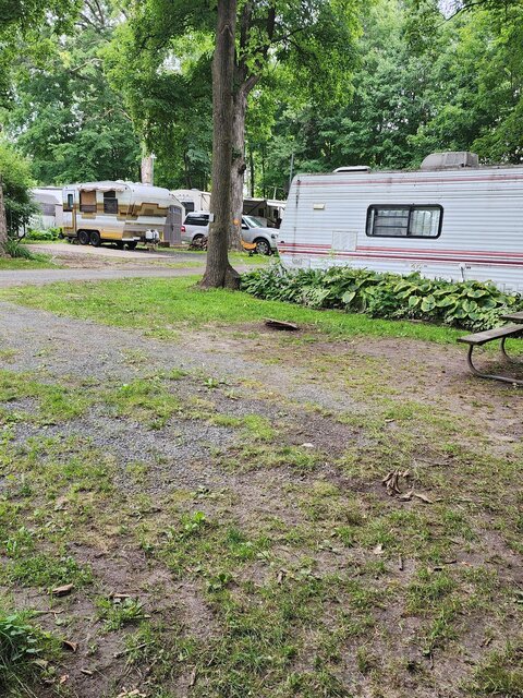 Image 4 for 038 Water & Electric  -Site # 38 up to a 25ft Camper