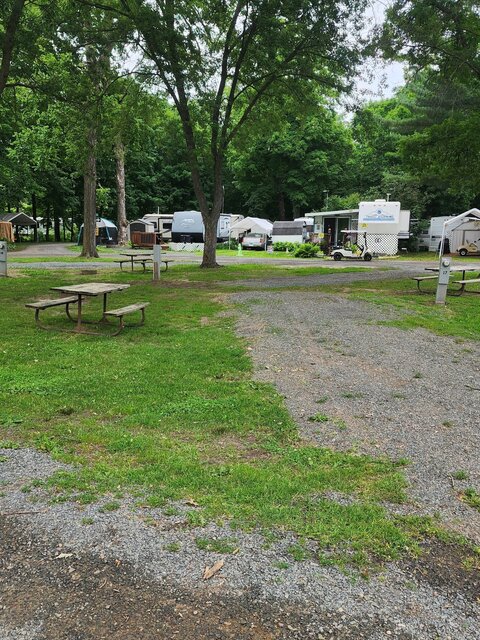 Image 1 for 017 Water & Electric  -Site # 17 up to a 35ft Camper