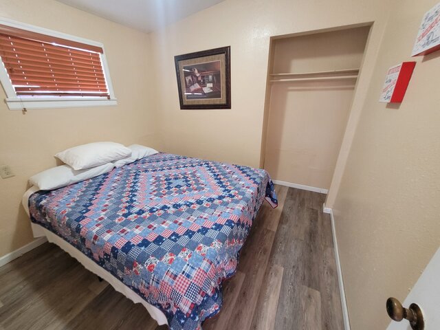 Image 7 for 04) Unit 4 (2 bedroom, 2 queen)