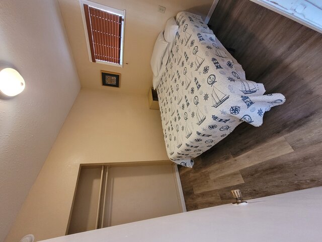 Image 5 for 03) Unit 3 (2 bedroom, 2 queen beds)