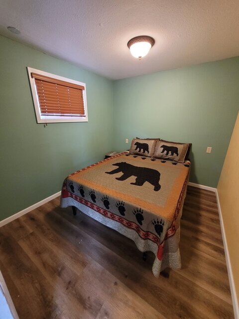 Image 6 for 12) Unit 12 (2 bedroom, 2 queen beds)