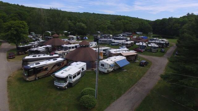 Image 1 for P308) Pavilion 3 - 40', 50amp, Gray Water