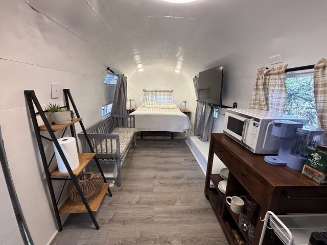 Image 2 for Vintage Airstream