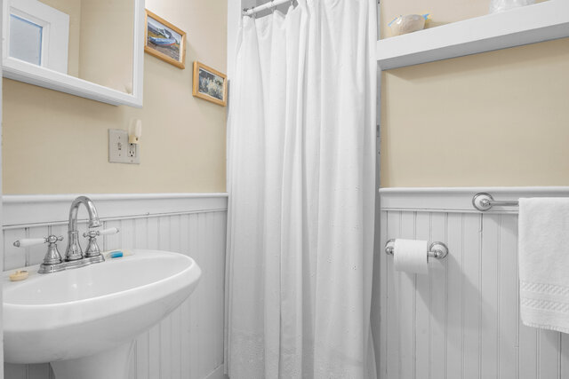 Image 5 for Room Nine