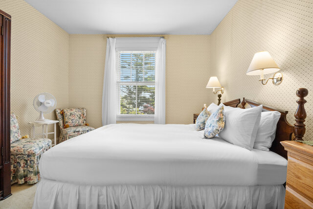 Image 4 for Suite Three