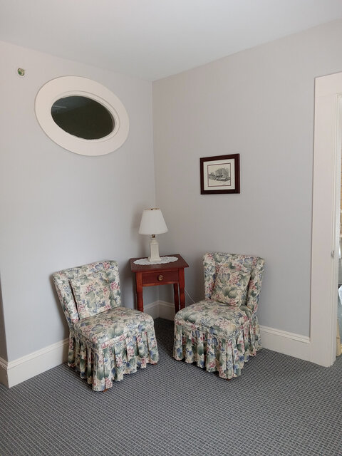 Image 4 for Suite Three