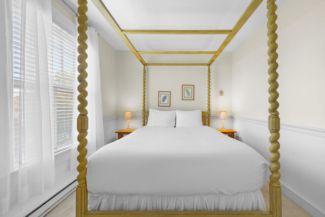 Image 1 for Room Eleven