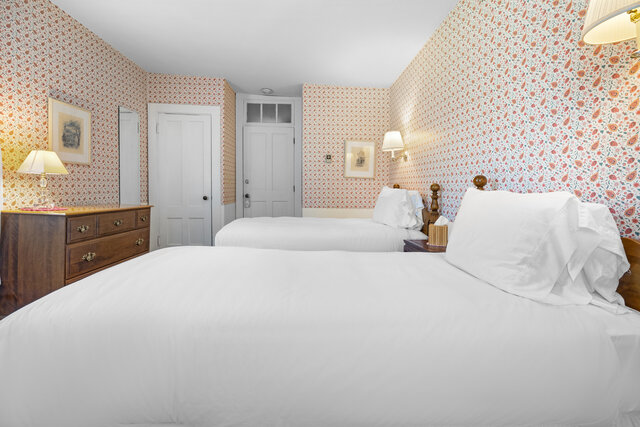 Image 3 for Room Ten