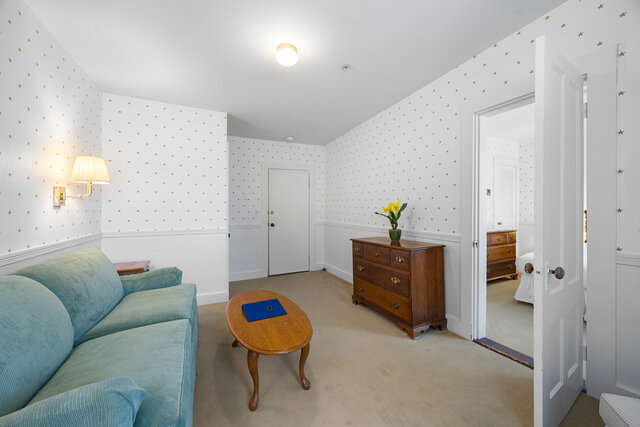 Image 5 for Suite Sixteen