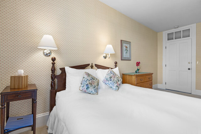 Image 1 for Suite Three