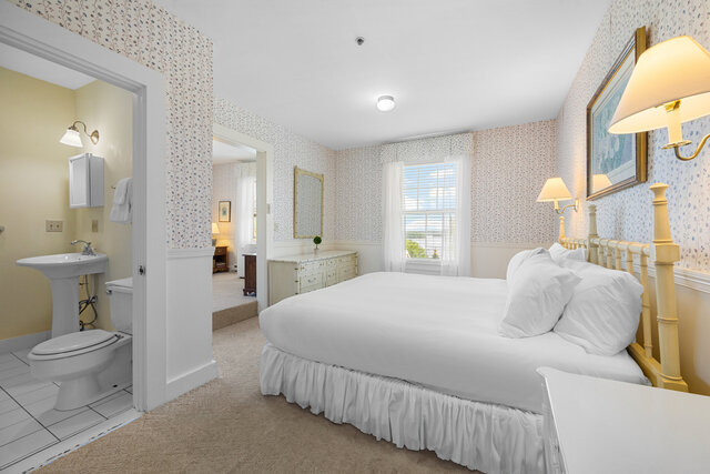 Image 1 for Suite Twenty One