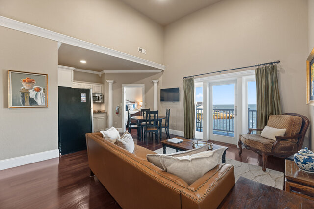 Image 2 for Suite #305  Waterfront