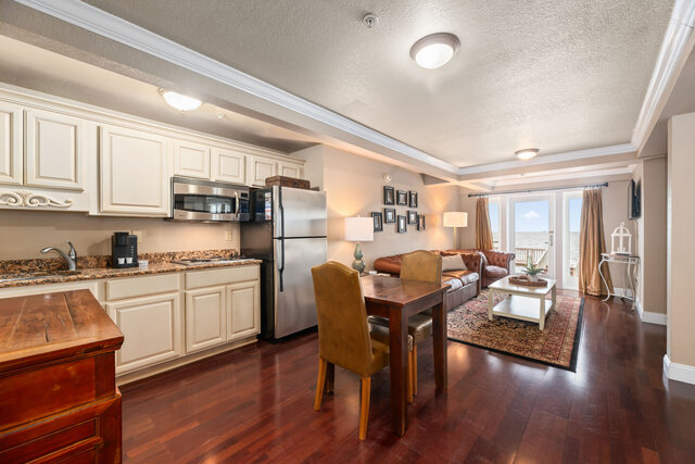 Image 1 for Suite #103 Waterfront - Pet Friendly