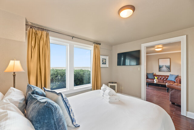 Image 6 for Suite #101 Handicap Accessible - Pet Friendly