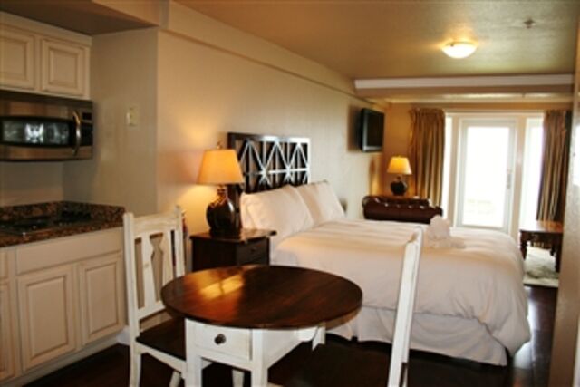 Image 1 for Suite #102 Waterfront - Pet Friendly
