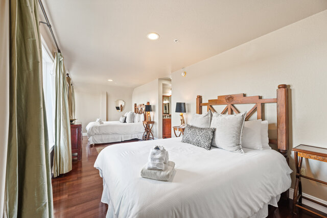 Image 4 for Suite #207  Waterfront