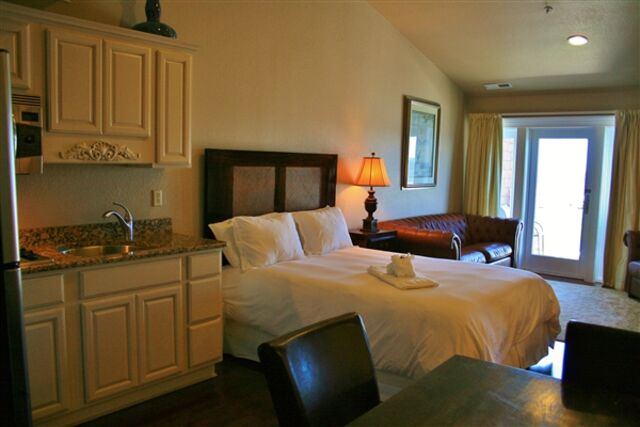 Image 4 for Suite #303  Waterfront