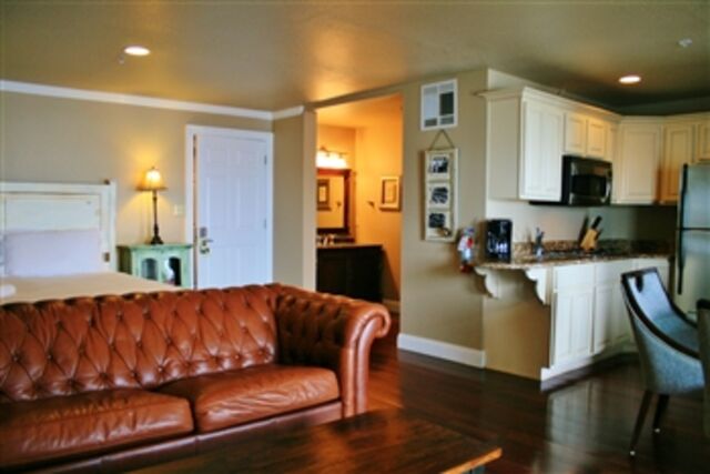 Image 1 for Suite #205  Waterfront