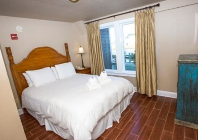 Image 2 for Suite #101 Handicap Accessible - Pet Friendly