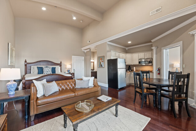 Image 1 for Suite #305  Waterfront