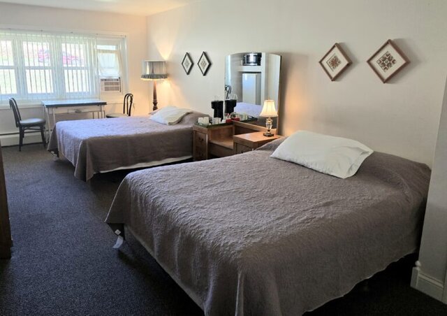 Image 1 for Room 9